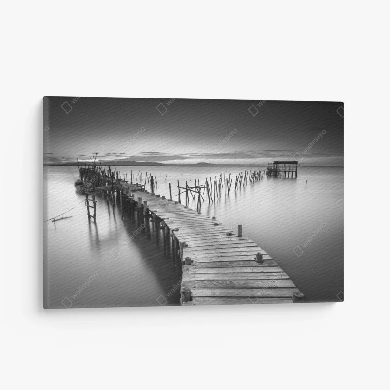 Canvas print serene wooden pier at dusk