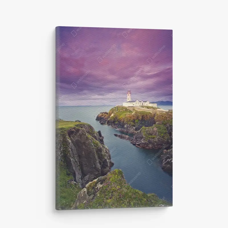 Canvas print purple coastal lighthouse at dusk