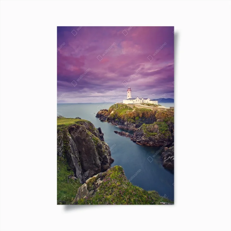 Poster purple coastal lighthouse at dusk