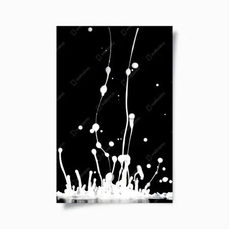 Poster white liquid splash on black background • Wallissimo®