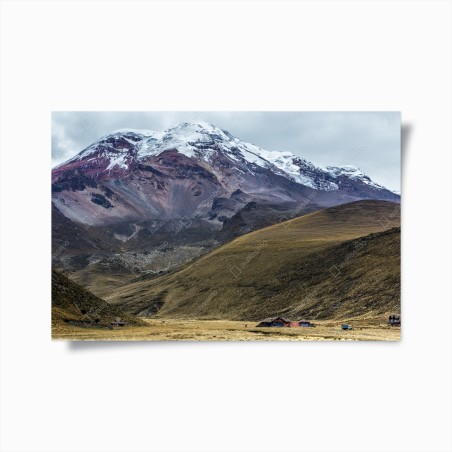 Poster majestic snow-capped mountain valley • Wallissimo®
