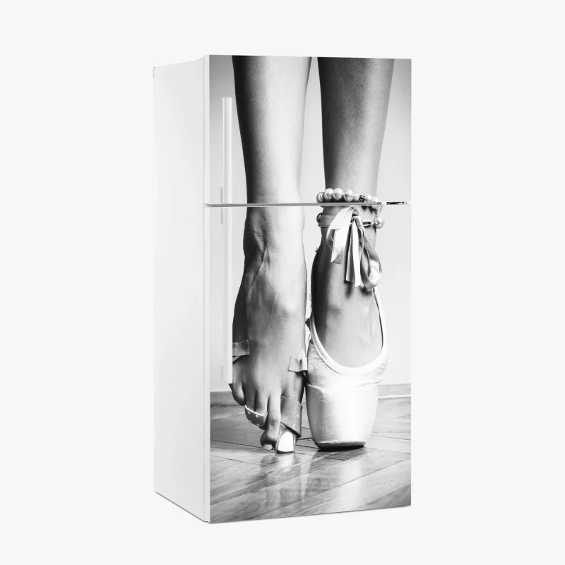 Fridge sticker graceful ballet pointe
