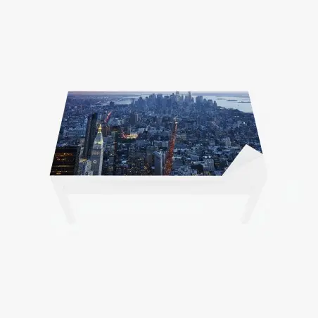 Table & desk veneer sunset over Manhattan skyline • Wallissimo®