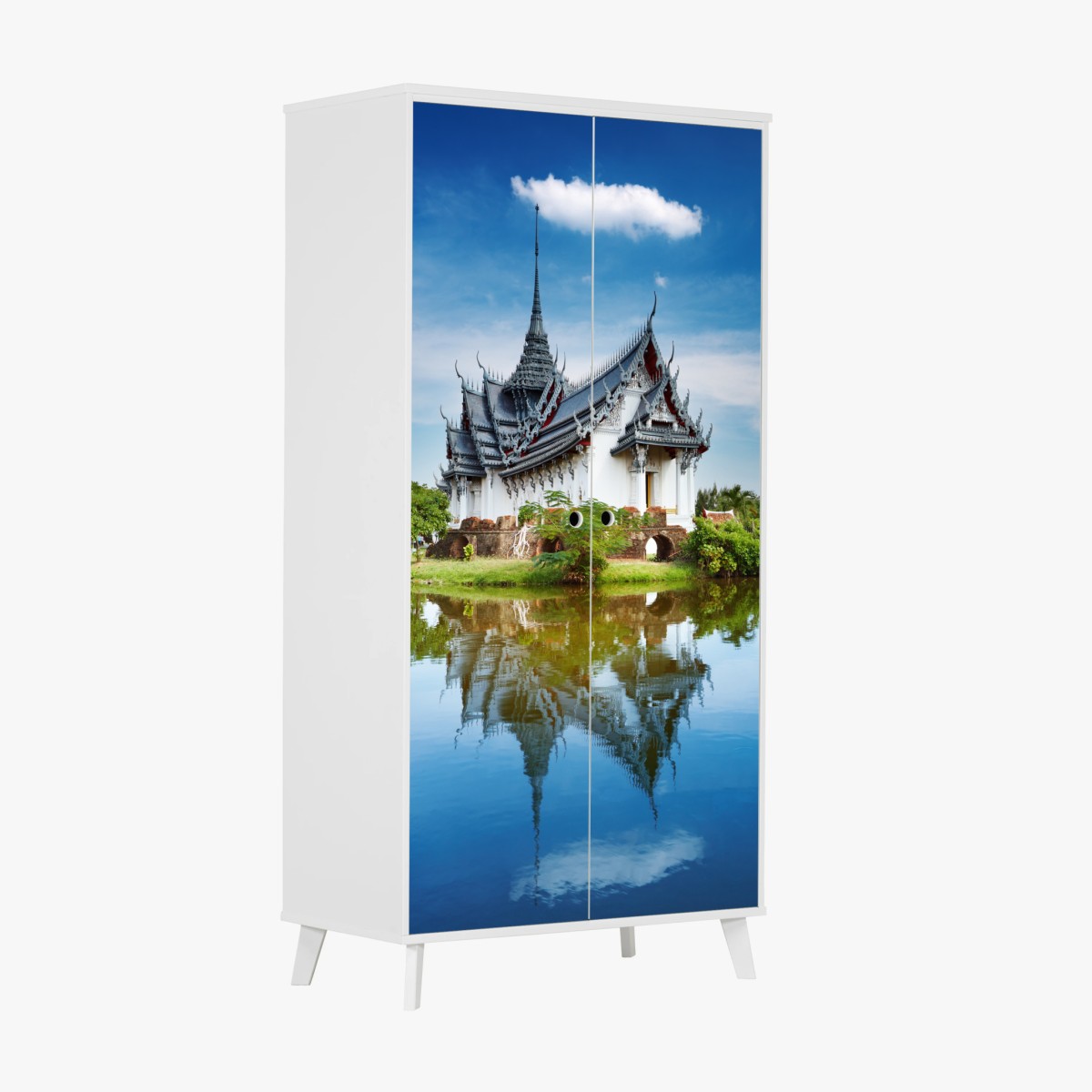 Wardrobe sticker Sanphet Prasat palace reflection • Wallissimo®