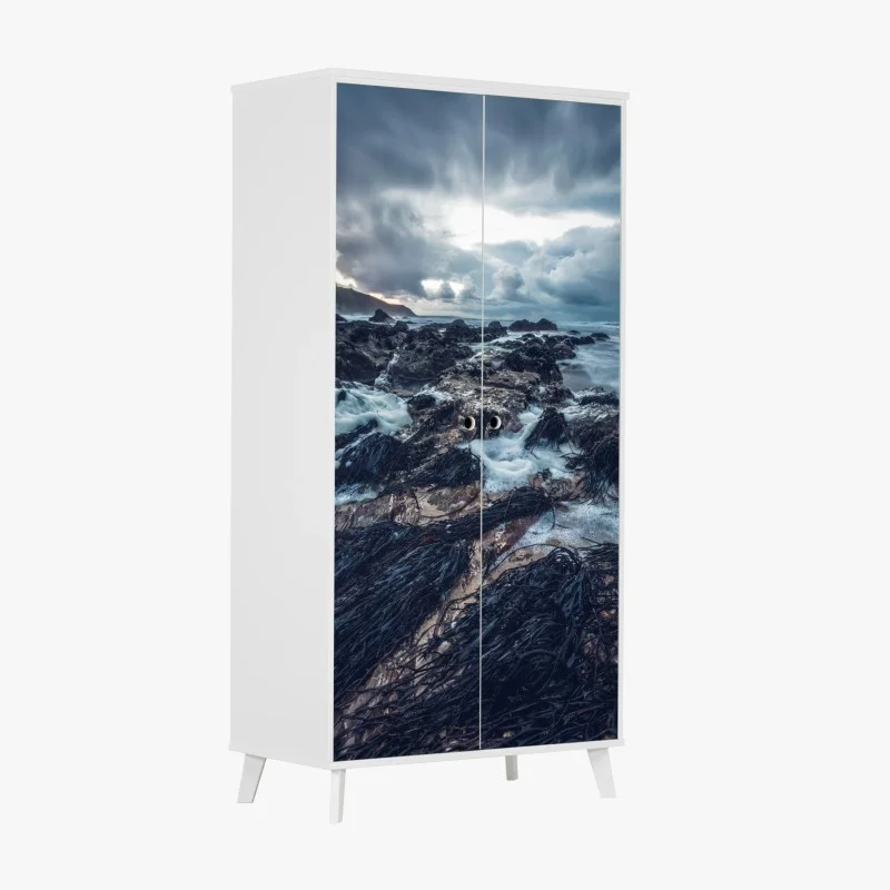 Wardrobe sticker moody rocky coastline at dusk