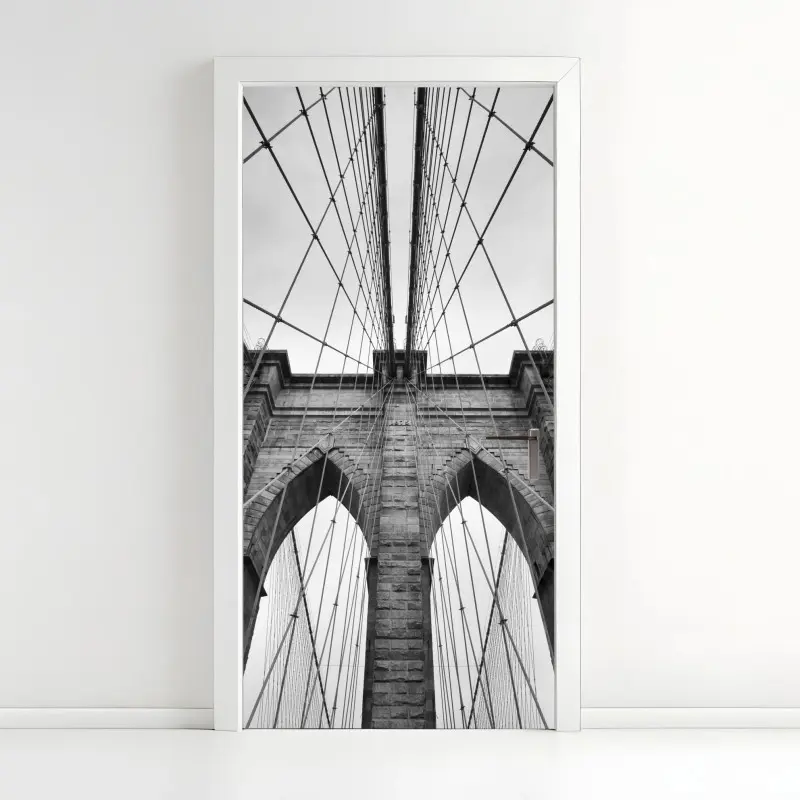 Door sticker Brooklyn Bridge perspective in monochrome