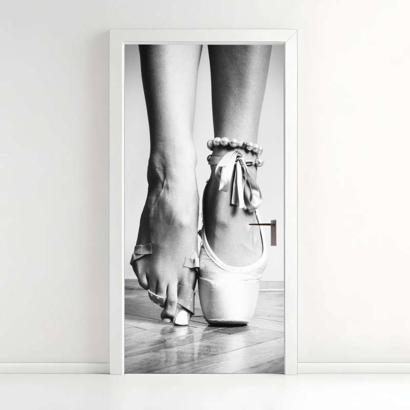 Door sticker graceful ballet pointe
