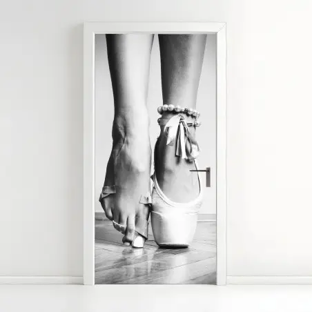 Door sticker graceful ballet pointe • Wallissimo®