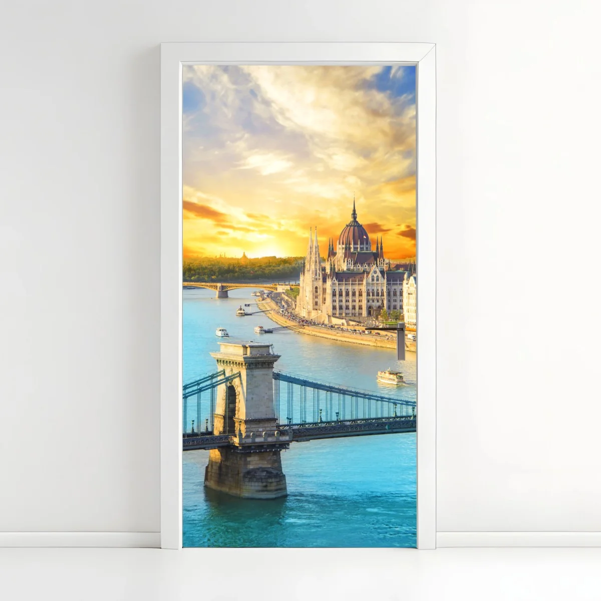 Door sticker sunset over Budapest skyline with Chain Bridge ⁕ Wallissimo® Door sticker sunset over Budapest skyline with Chain Bridge ⁕ Wallissimo®