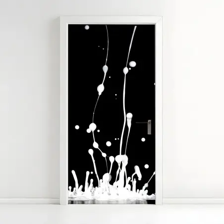 Door sticker white liquid splash on black background • Wallissimo®
