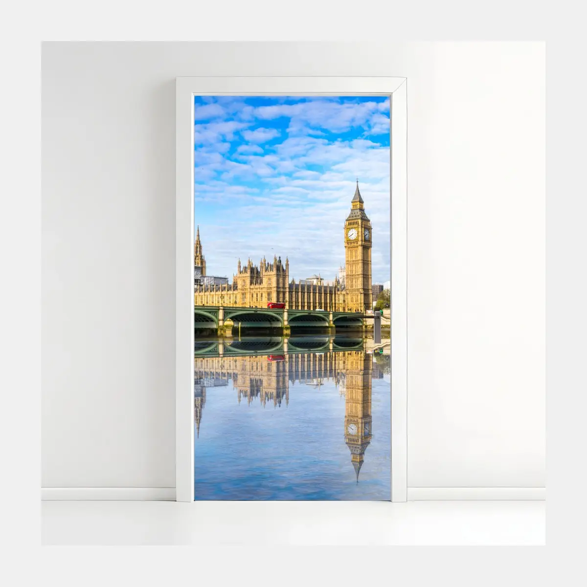 Door sticker London skyline with river reflection • Wallissimo® Door sticker London skyline with river reflection • Wallissimo®