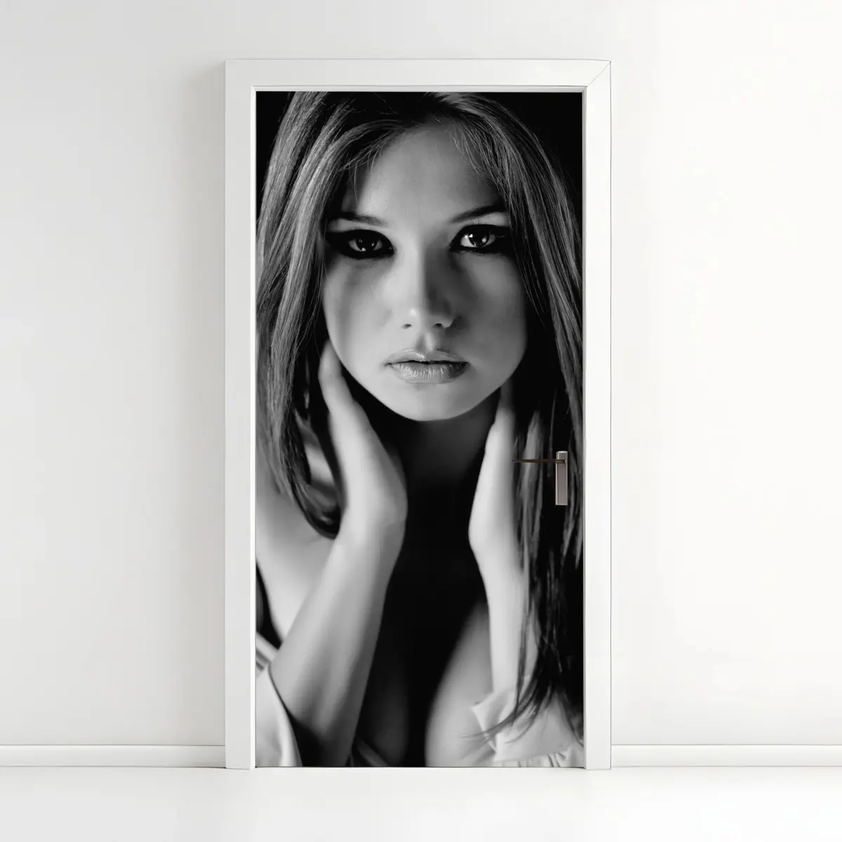 Door sticker intimate monochrome portrait • Wallissimo® Door sticker intimate monochrome portrait • Wallissimo®