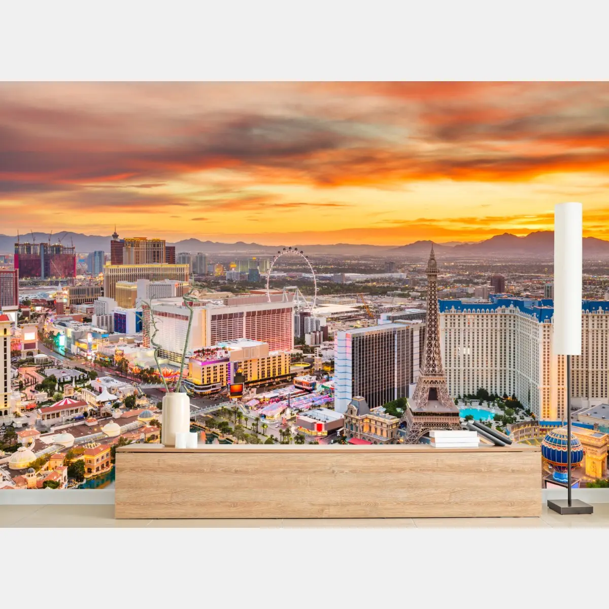 Wall mural Las Vegas skyline at sunset • Wallissimo®