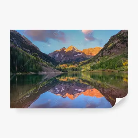 Wall mural sunrise reflection at Maroon Bells • Wallissimo®