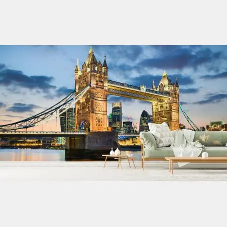Wall mural Tower Bridge at dusk, London skyline • Wallissimo®