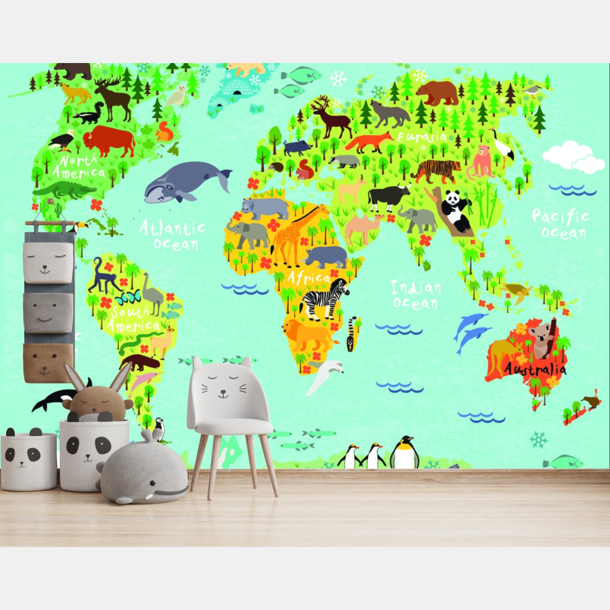 Wall mural colorful animal world map • Wallissimo®