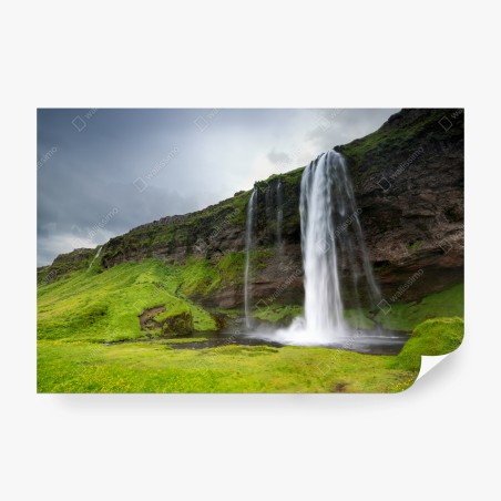 Wall mural dramatic waterfall at Seljalandsfoss, Iceland • Wallissimo®