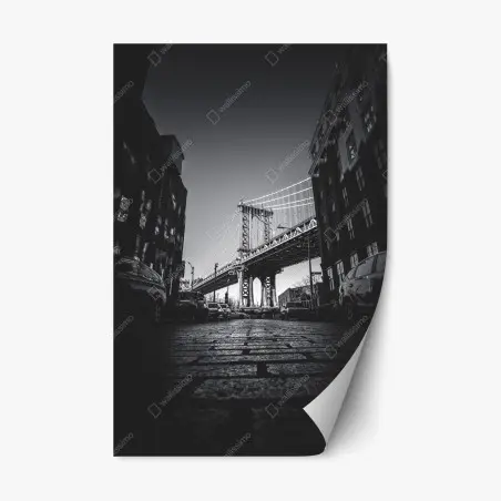 Repositionable sticker Manhattan bridge perspective over cobblestone street • Wallissimo®