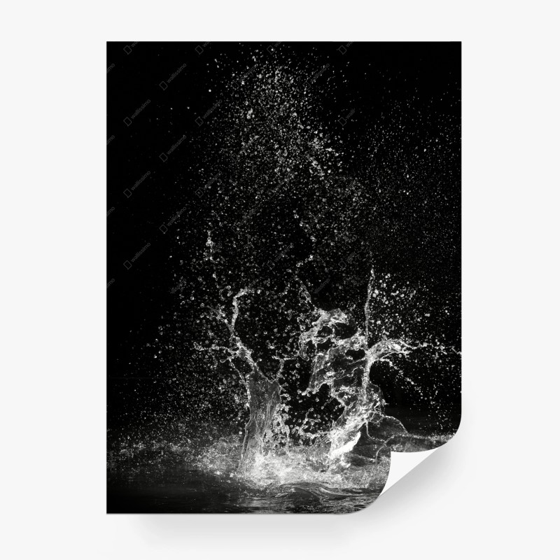 Wall mural dramatic water splash in motion