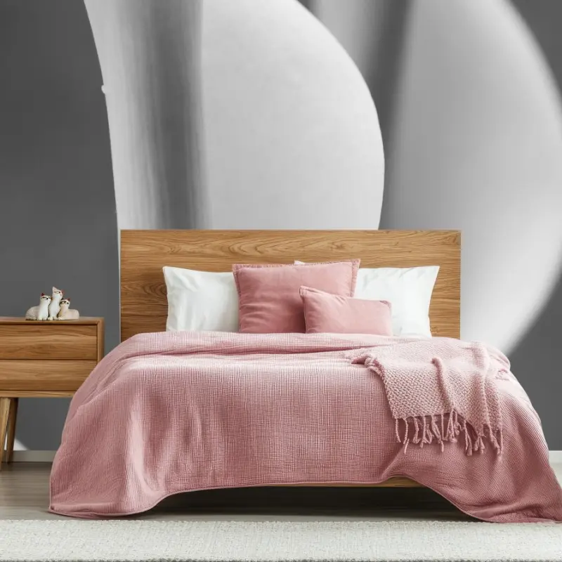 Wall mural elegant calla lilies in monochrome