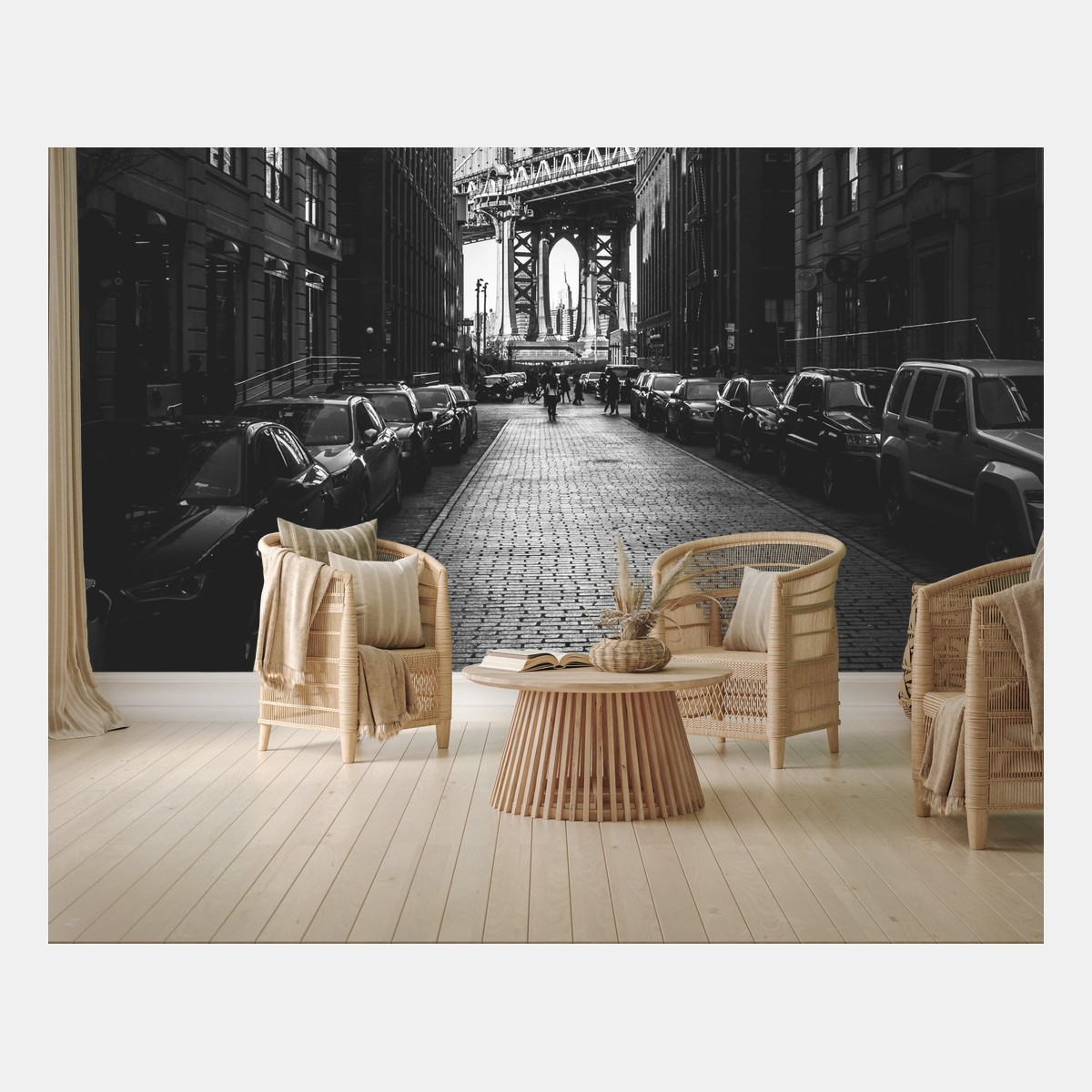 Wall mural Manhattan bridge framed by cobblestone street • Wallissimo®